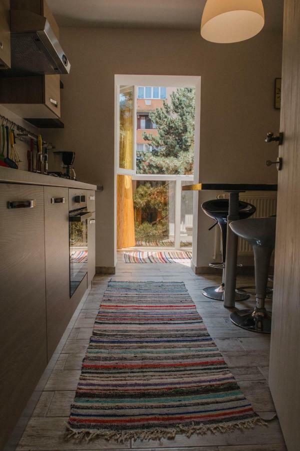 Good Vibes Apartment คัมพูลุง โมลโดเวเนสค์ ภายนอก รูปภาพ