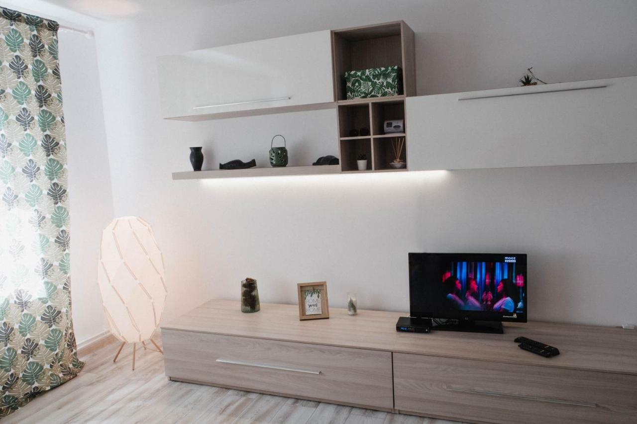 Good Vibes Apartment คัมพูลุง โมลโดเวเนสค์ ภายนอก รูปภาพ